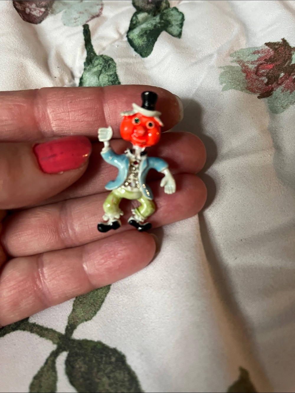Pumpkin Scarecrow with Tophat Halloween Pin Brooch